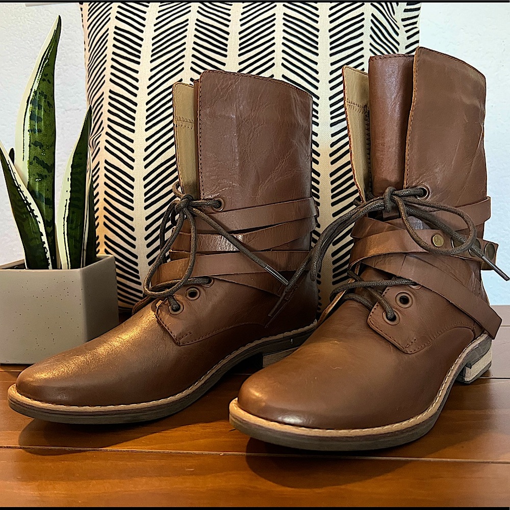 Brown Leather Booties 🥾